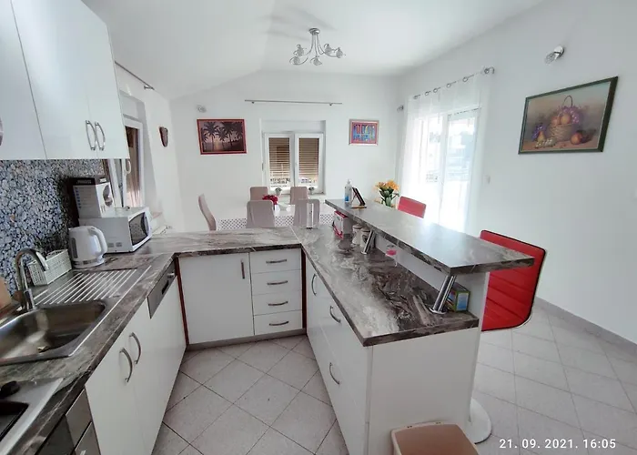 Apartment Tony Makarska