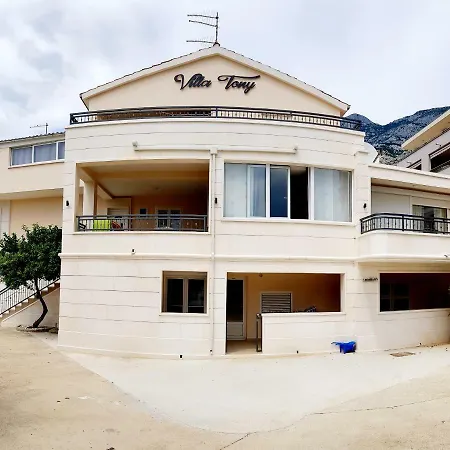 Tony * Μακάρσκα