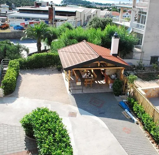 Tony Appartement Makarska