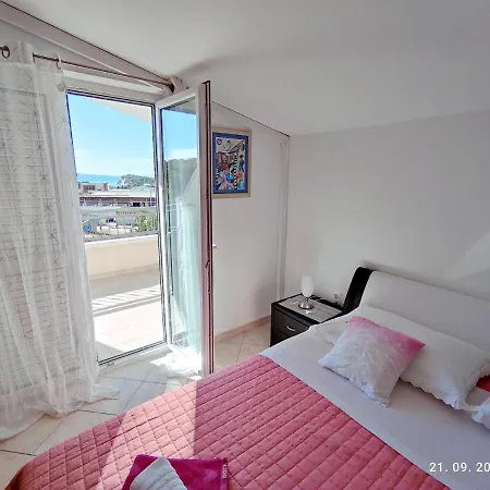 Tony Apartmán Makarská